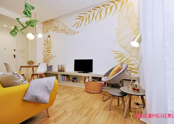 Ych-renovated And Design Flat Close To The Center Apartment *